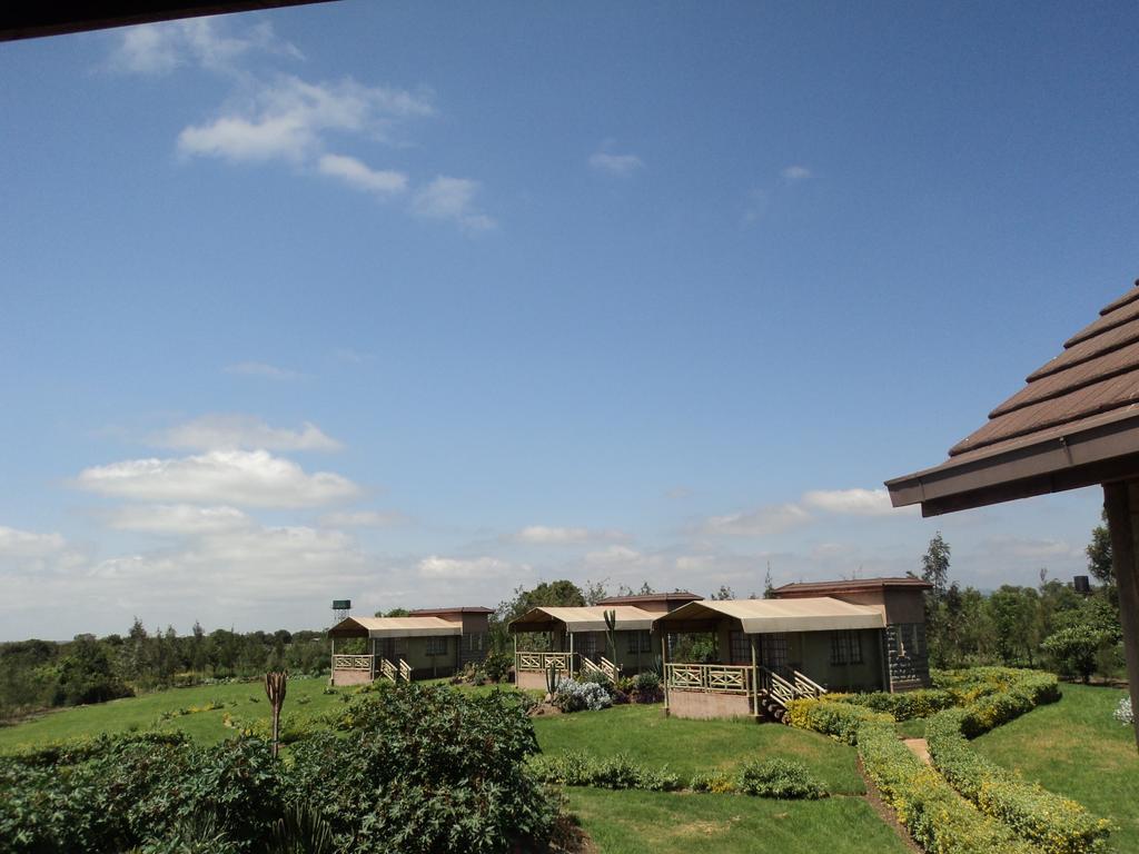 Sangare Gardens Hotel Mweiga Buitenkant foto