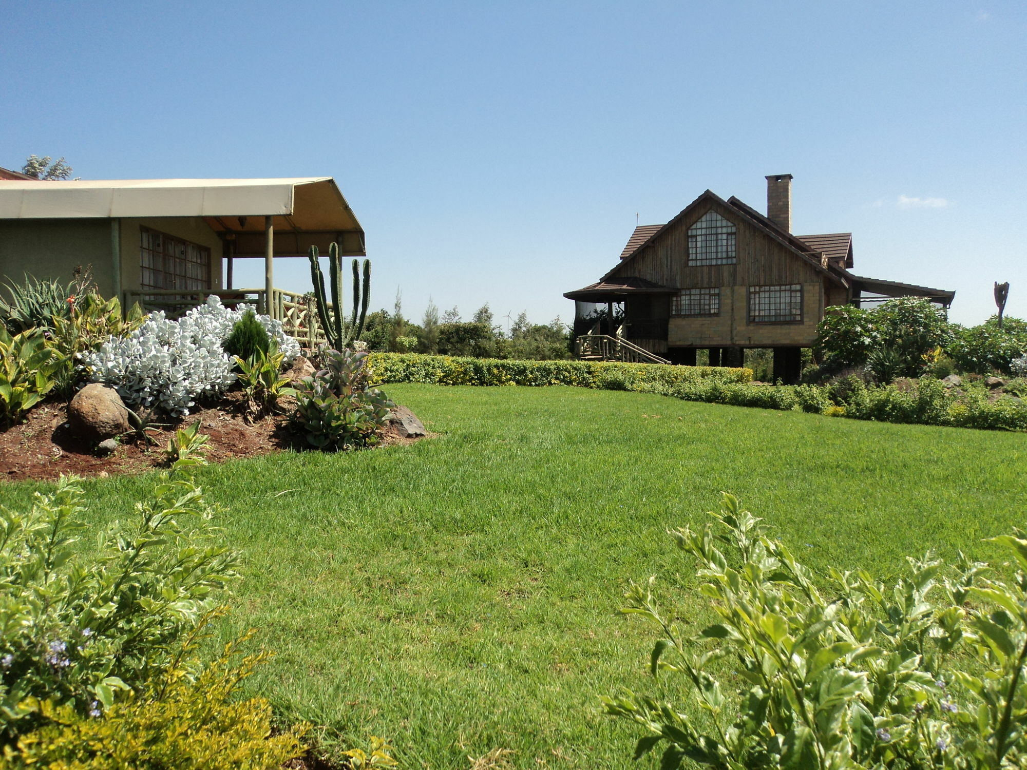 Sangare Gardens Hotel Mweiga Buitenkant foto